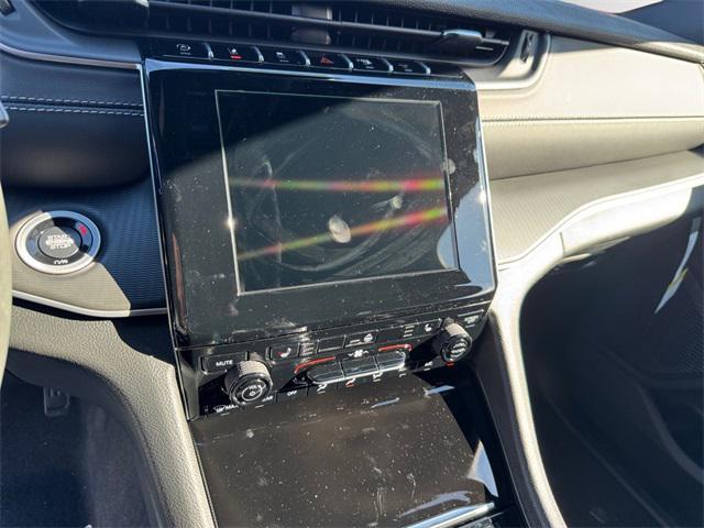 new 2025 Jeep Grand Cherokee car, priced at $46,135