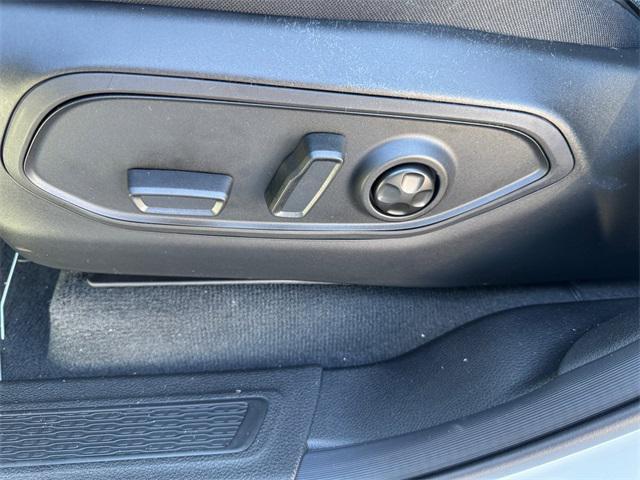 new 2025 Jeep Grand Cherokee car, priced at $46,135