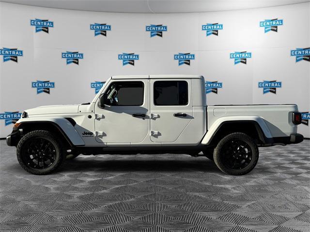 new 2025 Jeep Gladiator car, priced at $43,410