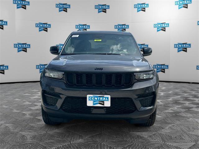 new 2025 Jeep Grand Cherokee car, priced at $46,730