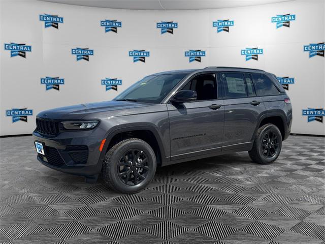 new 2025 Jeep Grand Cherokee car, priced at $46,730