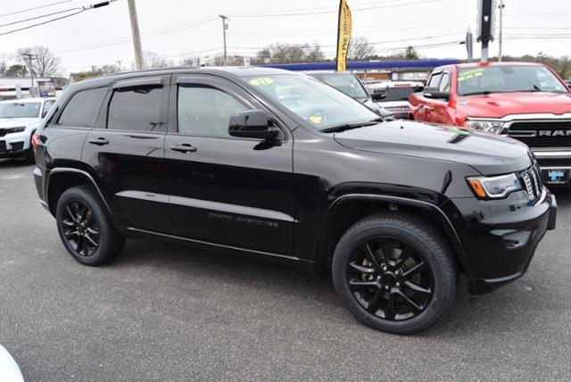 used 2021 Jeep Grand Cherokee car, priced at $28,154