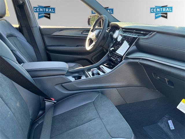 new 2025 Jeep Grand Cherokee car, priced at $46,135