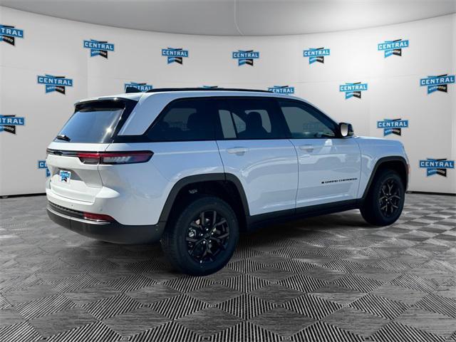 new 2025 Jeep Grand Cherokee car, priced at $46,135
