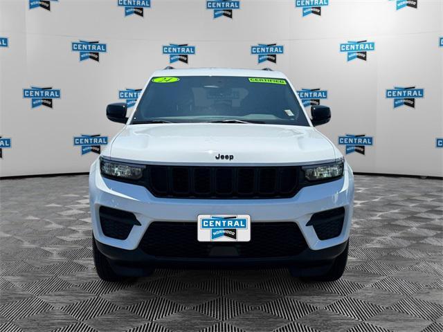 used 2024 Jeep Grand Cherokee car, priced at $41,977
