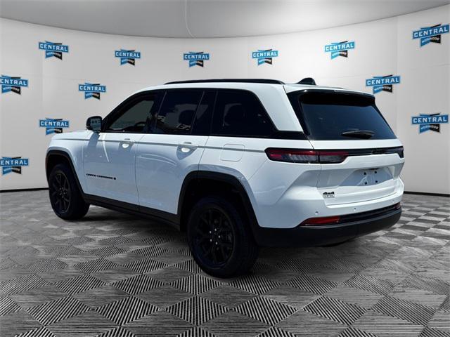 used 2024 Jeep Grand Cherokee car, priced at $41,977