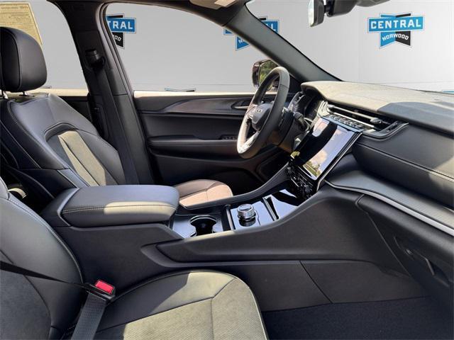 new 2025 Jeep Grand Cherokee L car, priced at $48,730