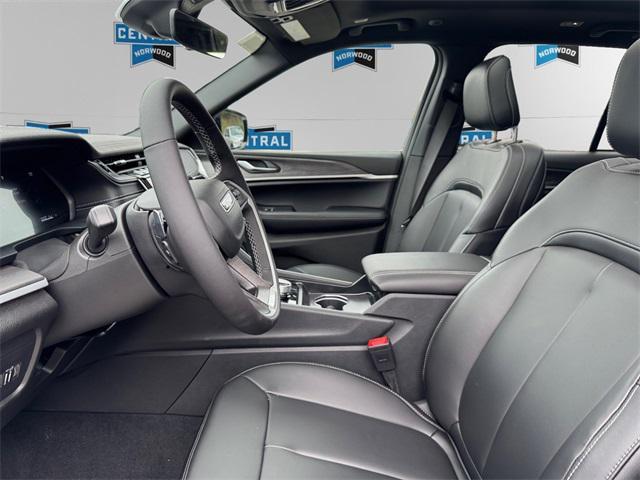 new 2025 Jeep Grand Cherokee car, priced at $52,140