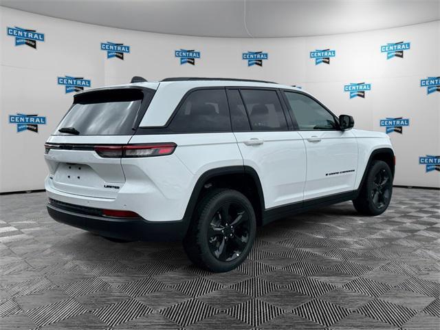 new 2025 Jeep Grand Cherokee car, priced at $52,140