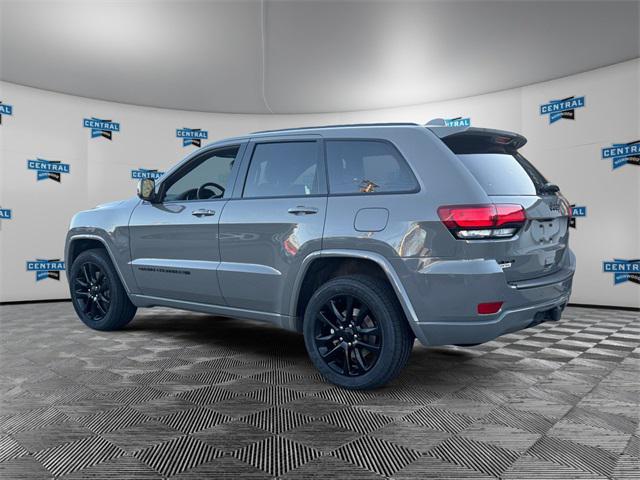 used 2022 Jeep Grand Cherokee car, priced at $33,877