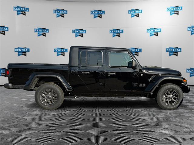 new 2025 Jeep Gladiator car, priced at $48,970