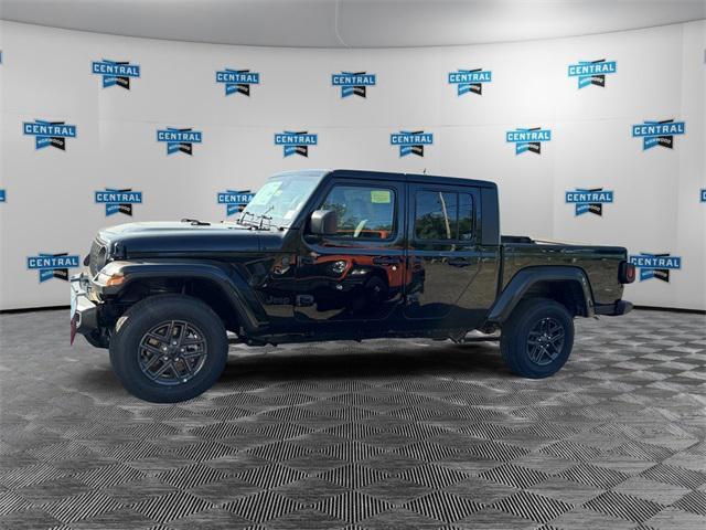 new 2025 Jeep Gladiator car, priced at $48,970