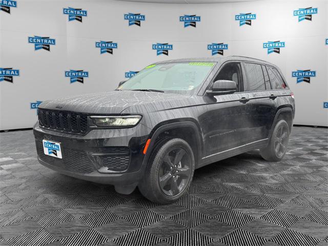 used 2023 Jeep Grand Cherokee car, priced at $37,411