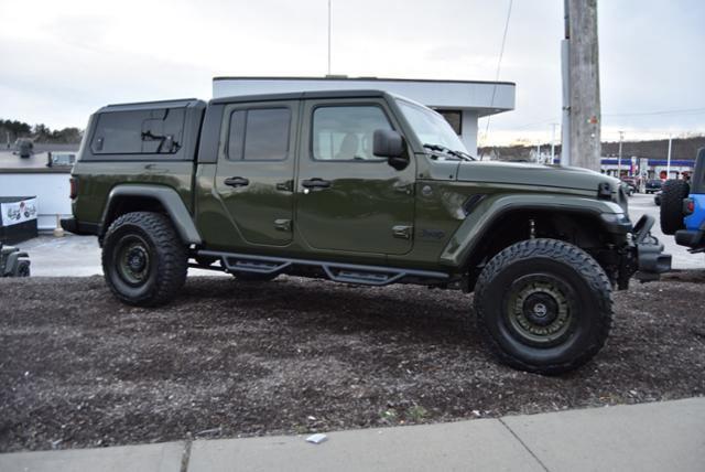 new 2024 Jeep Gladiator car, priced at $79,522