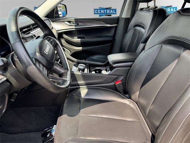 used 2022 Jeep Grand Cherokee car, priced at $34,977