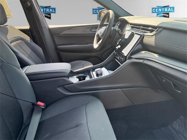 new 2025 Jeep Grand Cherokee L car, priced at $44,125
