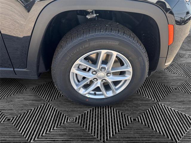 new 2025 Jeep Grand Cherokee L car, priced at $44,125
