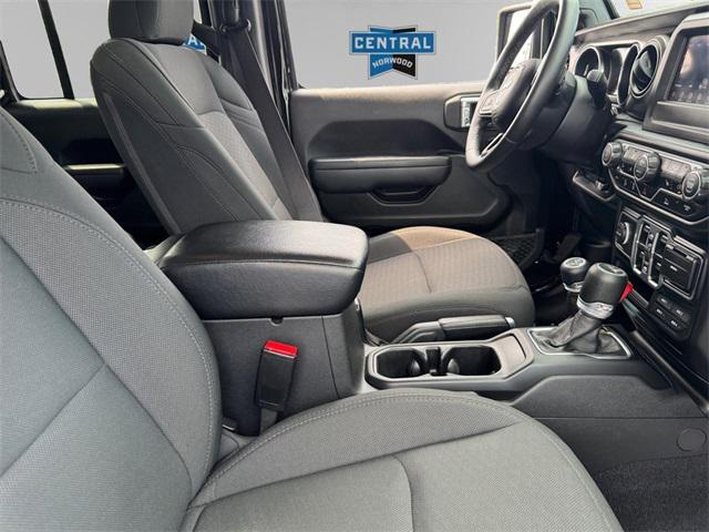 used 2022 Jeep Gladiator car, priced at $38,977