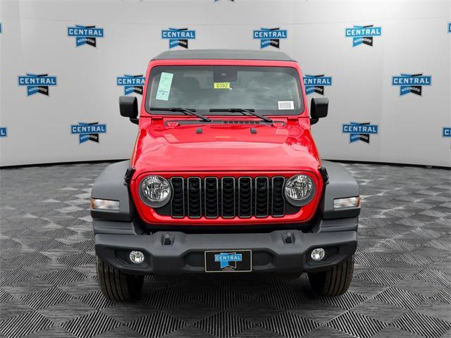 new 2025 Jeep Wrangler car, priced at $46,040