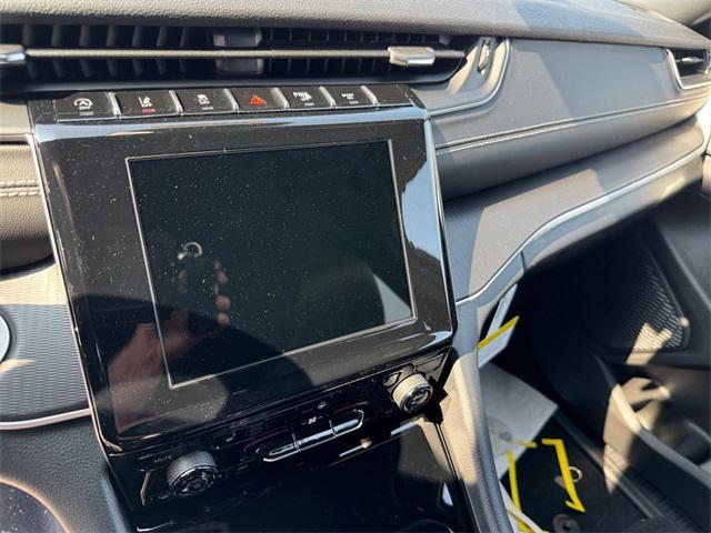 new 2025 Jeep Grand Cherokee car, priced at $46,135