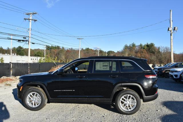 new 2025 Jeep Grand Cherokee car, priced at $43,970