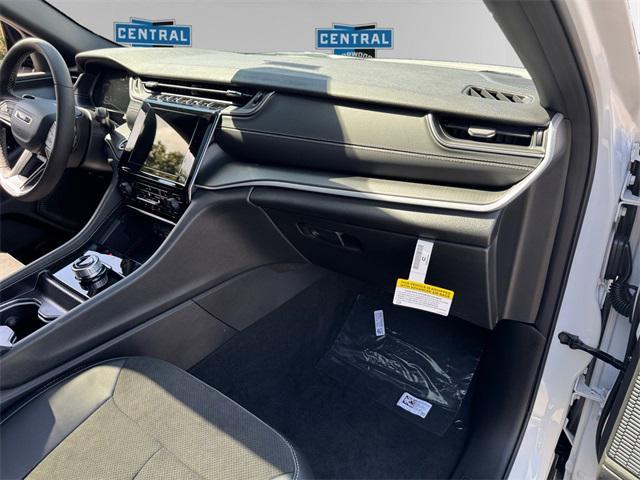 new 2025 Jeep Grand Cherokee L car, priced at $48,135