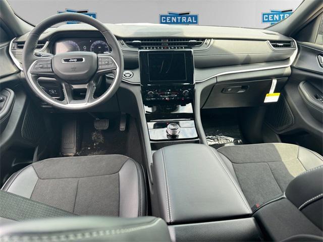 new 2025 Jeep Grand Cherokee L car, priced at $48,730