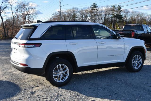 new 2025 Jeep Grand Cherokee car, priced at $43,375