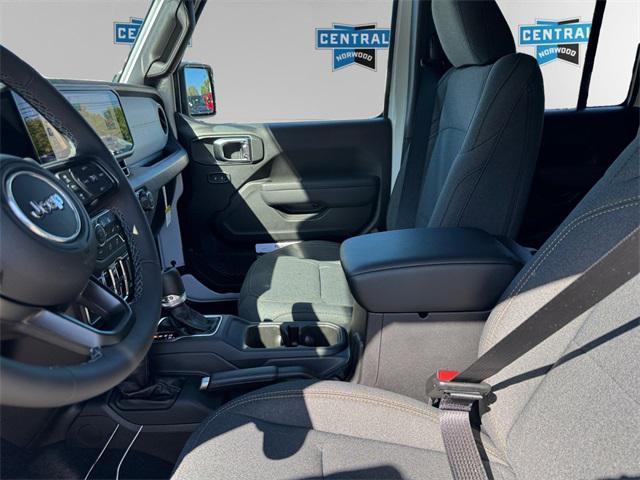 new 2025 Jeep Wrangler car, priced at $55,860