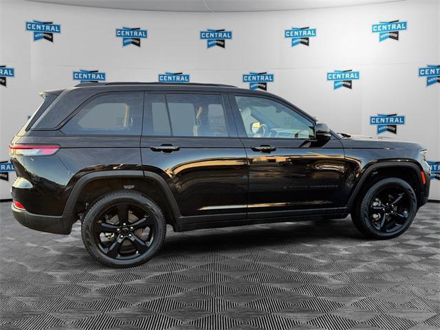 used 2023 Jeep Grand Cherokee car, priced at $38,617