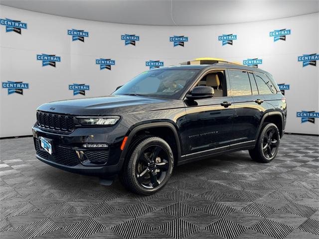 used 2023 Jeep Grand Cherokee car, priced at $38,617