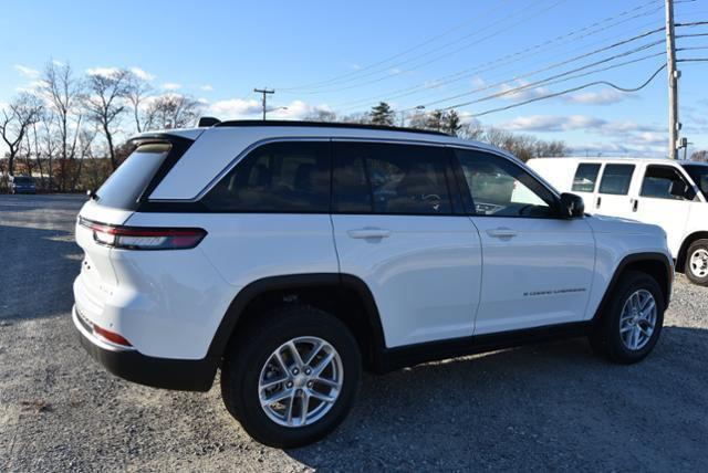 new 2025 Jeep Grand Cherokee car, priced at $43,375