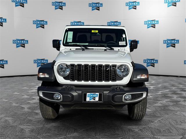new 2025 Jeep Gladiator car, priced at $42,580