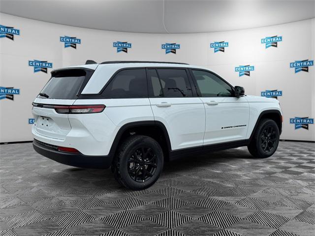 new 2025 Jeep Grand Cherokee car, priced at $46,135