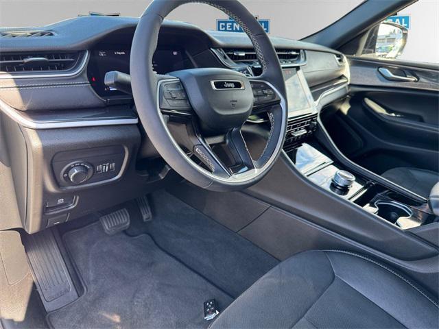 used 2023 Jeep Grand Cherokee car, priced at $36,977