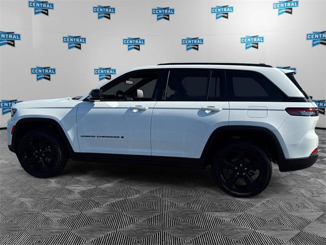 used 2023 Jeep Grand Cherokee car, priced at $36,977