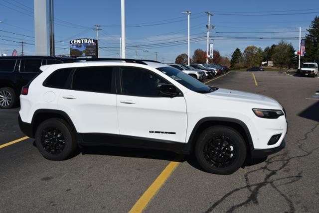 new 2023 Jeep Cherokee car, priced at $40,185