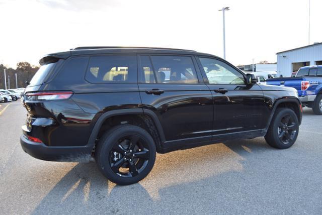 new 2024 Jeep Grand Cherokee L car, priced at $51,175