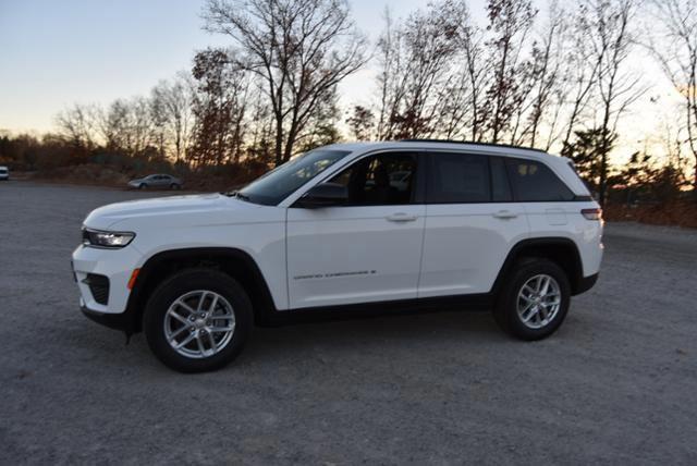 new 2025 Jeep Grand Cherokee car, priced at $43,375