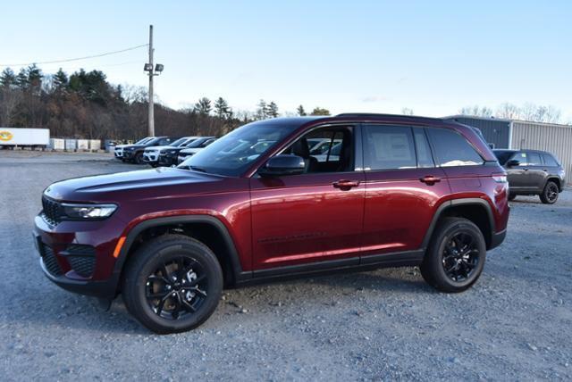 new 2025 Jeep Grand Cherokee car, priced at $46,530