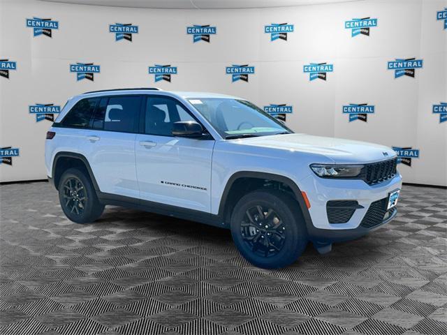 new 2025 Jeep Grand Cherokee car, priced at $46,135