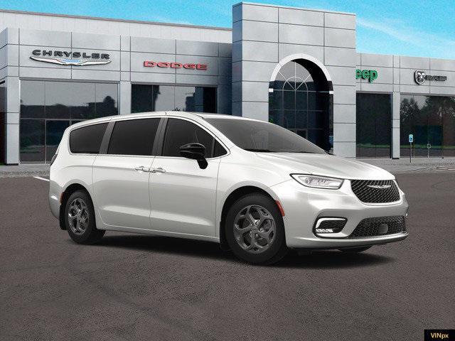 new 2024 Chrysler Pacifica car, priced at $54,390