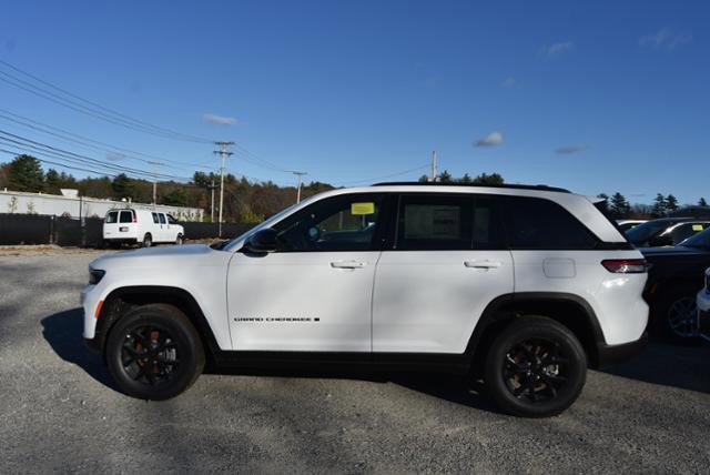 new 2025 Jeep Grand Cherokee car, priced at $45,935