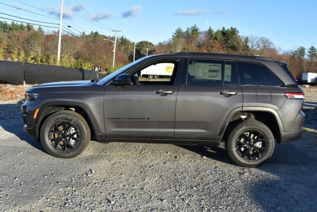 new 2025 Jeep Grand Cherokee car, priced at $46,530