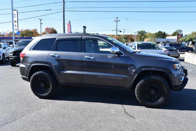 used 2021 Jeep Grand Cherokee car, priced at $37,587