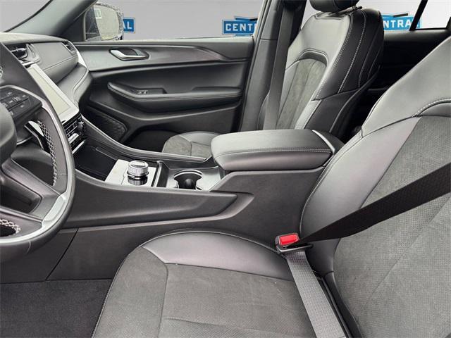 new 2025 Jeep Grand Cherokee L car, priced at $48,730