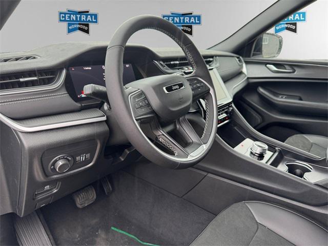new 2025 Jeep Grand Cherokee L car, priced at $48,730