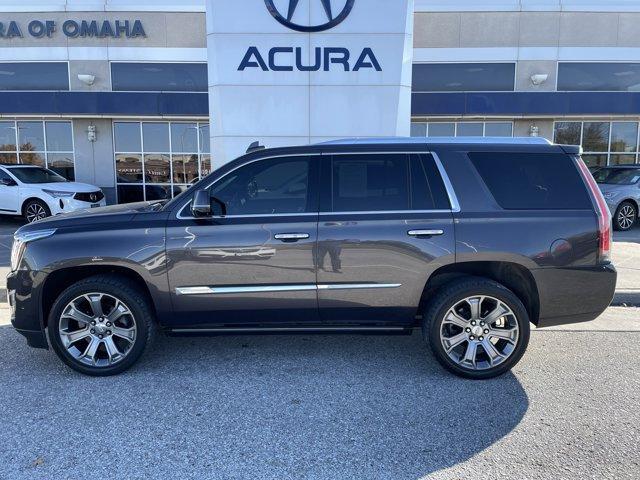 used 2017 Cadillac Escalade car, priced at $30,788