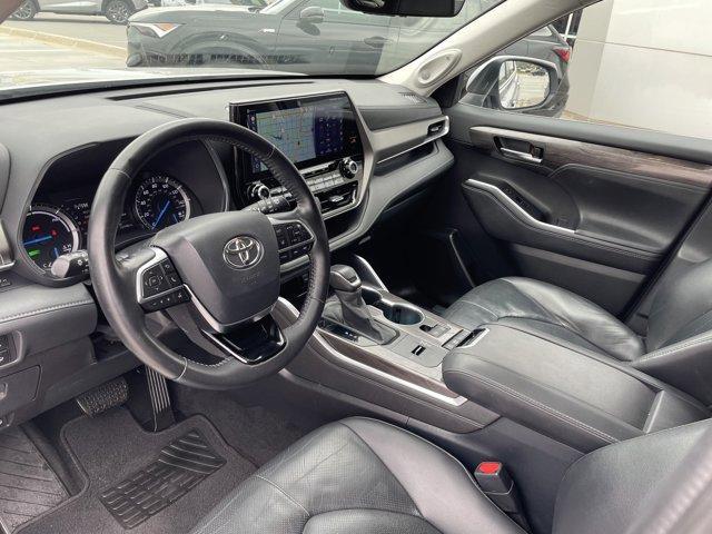 used 2020 Toyota Highlander Hybrid car, priced at $23,750