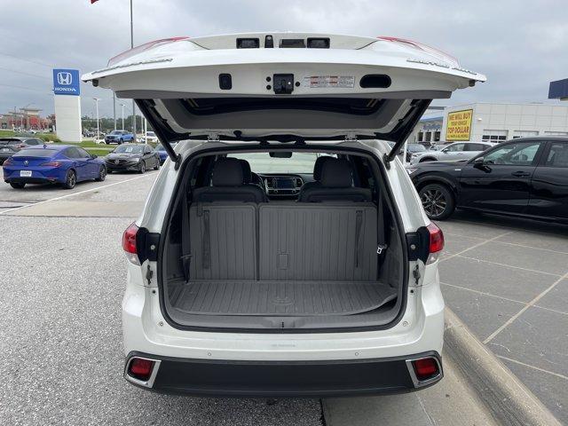 used 2019 Toyota Highlander car, priced at $29,750
